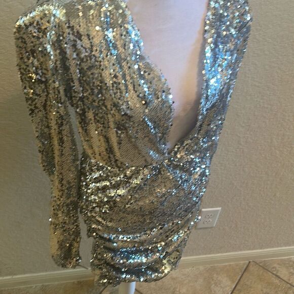 OW Collection Size L Sequin Glitter Dress Silver Vegas Nightclub Cocktail Mini - Picture 4 of 11